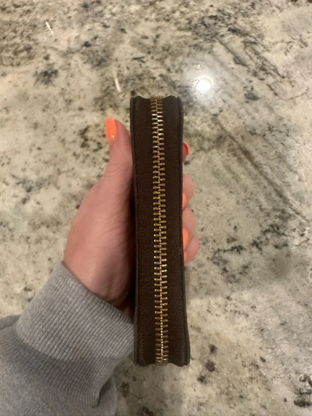 Louis Vuitton Damier Ebene Small Zipped Coin Purse - Dark Brown Checker - Picture 5 of 10